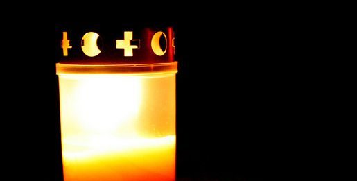 Na Gorjancih umrl 39-letnik, ki ga je z avtom odneslo v tovorno vozilo