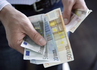 Obvezni zdravstveni prispevek s 1. marcem višji