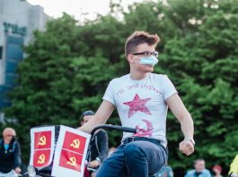 Slovenska levica je razvojno izpraznjena, zato zgolj še brani dosežene privilegije