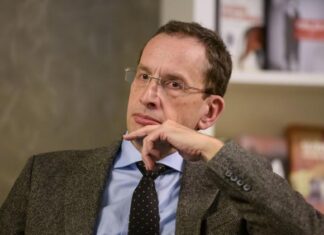 Izjava tedna: “Če kdo zganja fašizem, sta to Svoboda in Levica”