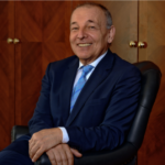 Golob novi vladi zapustil klavrno dediščino