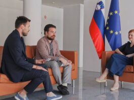 Združenje novinarjev odgovarja ministrici Asti Vrečko