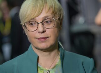 Ruske sledi okoli predsednice Pirc Musar: povezave z agentom v Rusiji