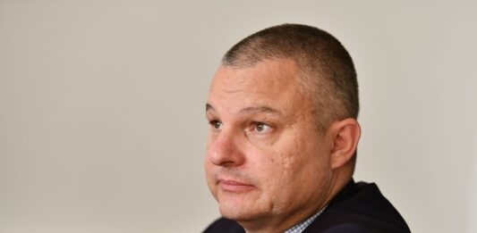 Policija očitno domnevno soočenje odvetnika z očitki o pedofiliji izkoristila za pregon Repića