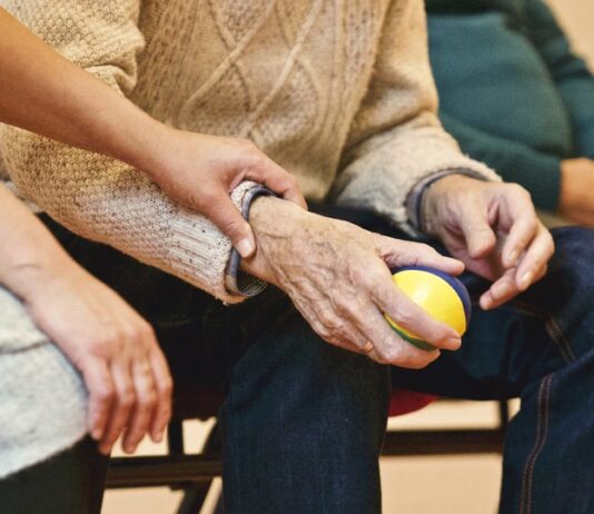 Redna uskladitev pokojnin: Za koliko bodo nižje od tega, kar bi lahko bilo?