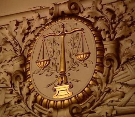 Četverica obtoženih iz svobode ponovno pred sodnike