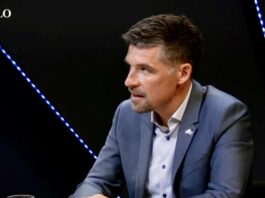 Izjava dneva: So ga stisnili v kot ali pa je sklenil pakt?