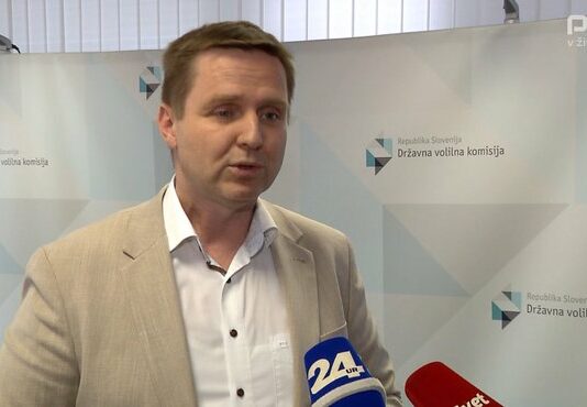 Janez Janša napovedal zakonske spremembe glede Državne volilne komisije
