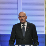 Janša napovedal shod v Ljubljani na dan izredne seje o romskih vprašanjih