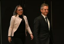 Je bil razpis za naložbe gorskih kmetij narejen za točno določene?