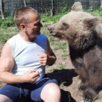 Neznani Stanko Halec Janezu Janši grozi s smrtjo