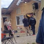 Kočevje: ‘Občan’ iz romskega naselja s pištolo za hrbtom policistom