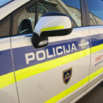 Prijeti ravno v trenutku, ko so nakradeno natovarjali v avtomobil