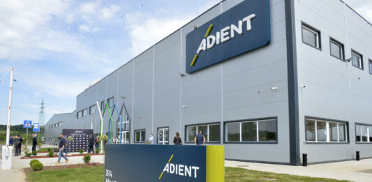 Novo mesto: Podjetje Adient bo zaprlo vrata
