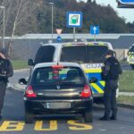 Pijan grozil družini, 36-letnik pobegnil s prometne in pretepel dva moška