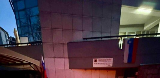 Inšpektorat preverja ravnanje varnostne službe, ki je varovala dogodek v LokalPatriotu