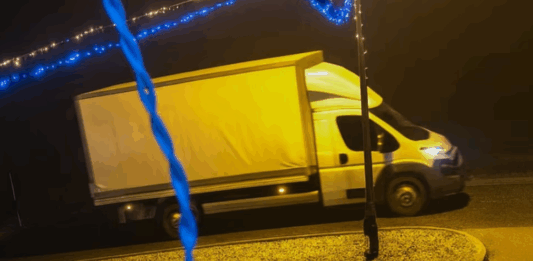 Mladi mesar prosi za pomoč: Ste videli tale tovornjak?