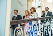 Zdravstvo pod SD in Golobom: Od obljub o 30 dneh do specialista – do rekordnih čakalnih vrst in ponavljanja istih fraz