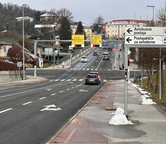 Nastavitve semaforjev na nevarnem novomeškem križišču bodo spremenjene