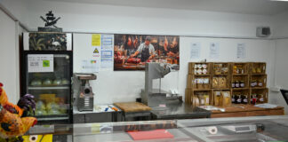 V center Novega mesta prihaja belokranjska mesarija