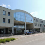 Mimo policijske postaje opoldne po cesti vijugal mrtvo pijan