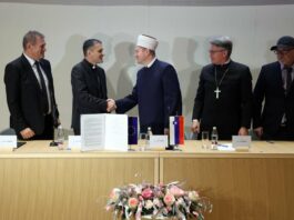 Čemu bi bil sploh potreben cerkveni davek in kaj bi iz njega financirali?