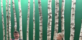 Metlika: Ob sinočnji predstavitvi knjige Zamolčana stran polna dvorana poslušalcev