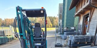 Lastniku iz Lokev pri Črnomlju ukradli minibager