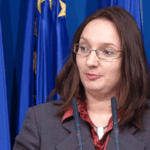 Zakaj ob izvolitvi nove Varuhinje ostaja vtis, da smo banana republika?