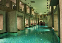 Splet razburja vabilo na seksualne orgije v Rimskih termah