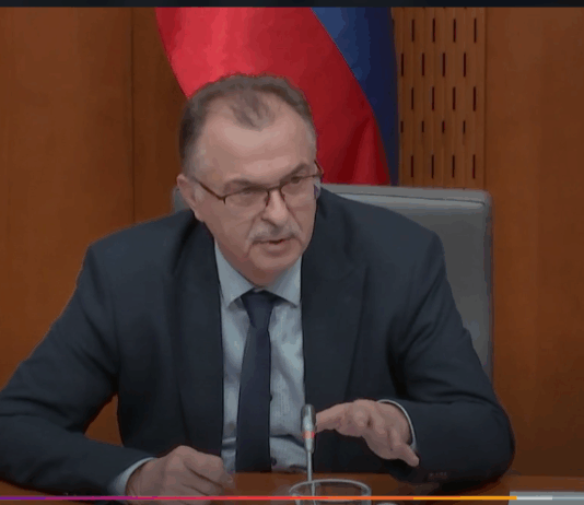 Romska problematika: Neznosno sprenevedanje vladajočih