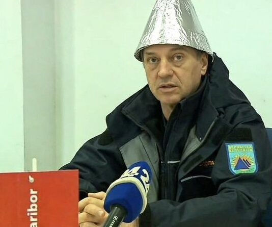 Odmevno: “Pa naj še kdo reče, da cesar ni nag”