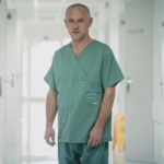 Ortoped Gregor Kavčič zoper Roberta Goloba vložil tožbo zaradi obrekovanja