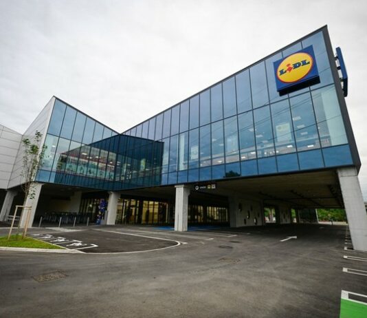 V Lidlu imajo dovolj davčnega primeža in upravo selijo na Hrvaško