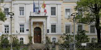 Novo mesto: Mit o 250+ Romih na Seidlovi 1: Kaj pravi zakon in občina?