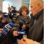 Janša: Seja SNAV je bila propagandni cirkus Nike Kovač