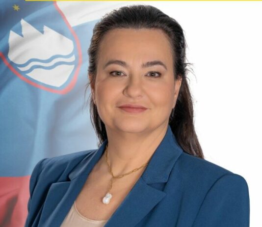 Anja Bah Žibert: Levi politiki skupaj sporočimo, da jih imamo po štirih letih dovolj!