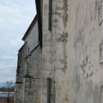 Romi z novomeške stolnice in sedeža škofije ukradli bakrene žlebove