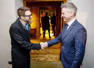 Nespregledano: Pajdašenje slovenske levičarske elite s Sorosem