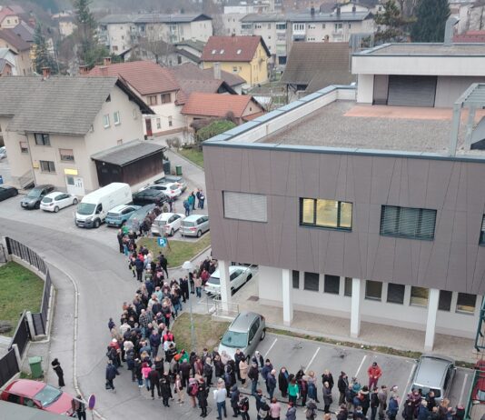 “To ni prizor iz razpadajoče države tretjega sveta, to je Slovenija!”