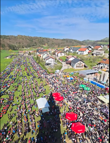 Mirna Peč: 28. vseslovenski blagoslov motorjev in motoristov – rekordna udeležba