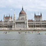 Znani analitik: “Po Orbanu orban”