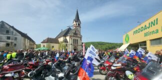 Mirna Peč: Vseslovenski blagoslov motoristov in motorjev