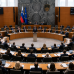 ZIURS sprejet: Kaj prinaša novi interventni zakon 2026
