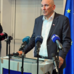 Svet SDS potrdil vsebinski del koalicijske pogodbe