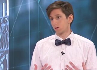 Takole se je politični aktivist Muki zapletal ob vprašanju, zakaj ne protestira proti Golobovi vladi