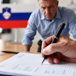 Sindikati z zavajanjem zbirajo podpise proti zakonu, ki prinaša nižji DDV, polne pokojnine in razvoj