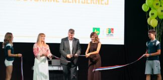 Šentjernej: S slavnostnega odprtja nove športne dvorane