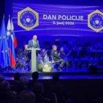 Staro vodstvo naj bi proslavo ob dnevu policije na silo organiziralo dan pred svojim odhodom