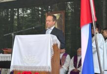 Zločini proti človečnosti zločini, ki zaradi stopnje zavržnosti nikoli ne zastarajo